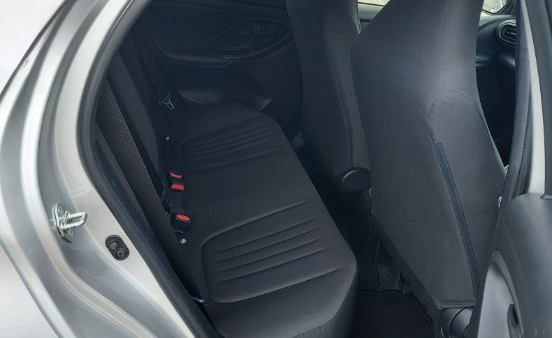 TOYOTA YARIS X 2020