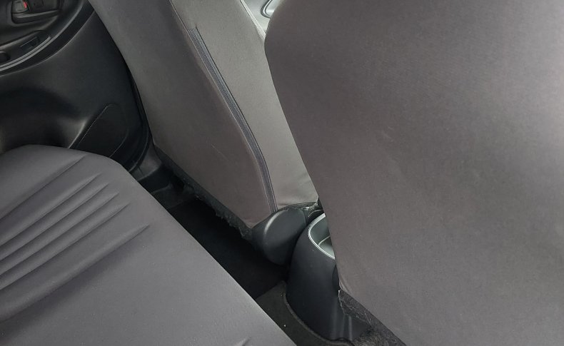 TOYOTA YARIS X 2020