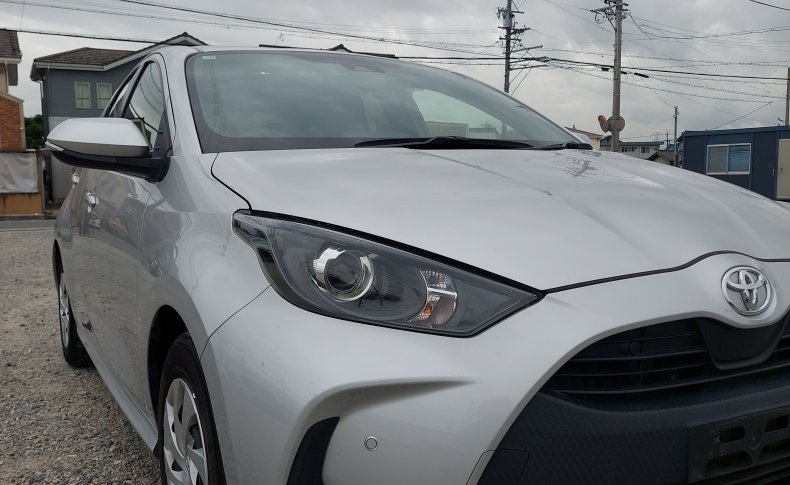 TOYOTA YARIS X 2020