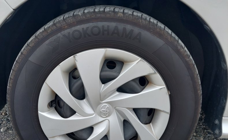 TOYOTA YARIS X 2020