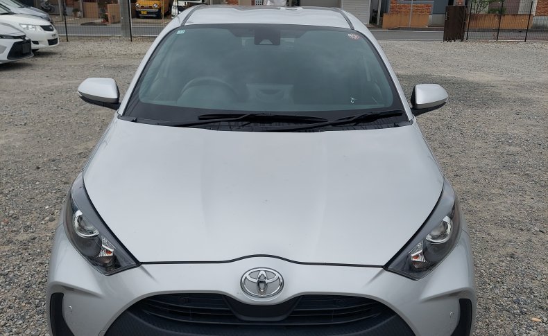 TOYOTA YARIS X 2020