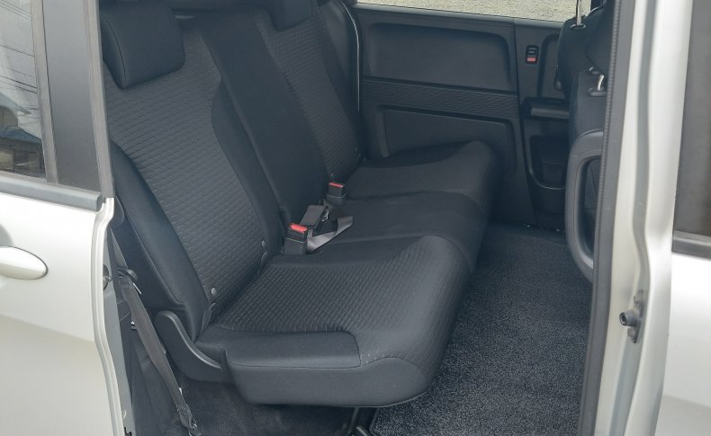HONDA FREED SPIKE G Just Selection 2011