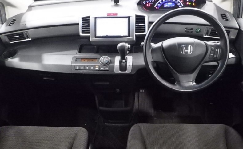 HONDA FREED G Just Selection 2011