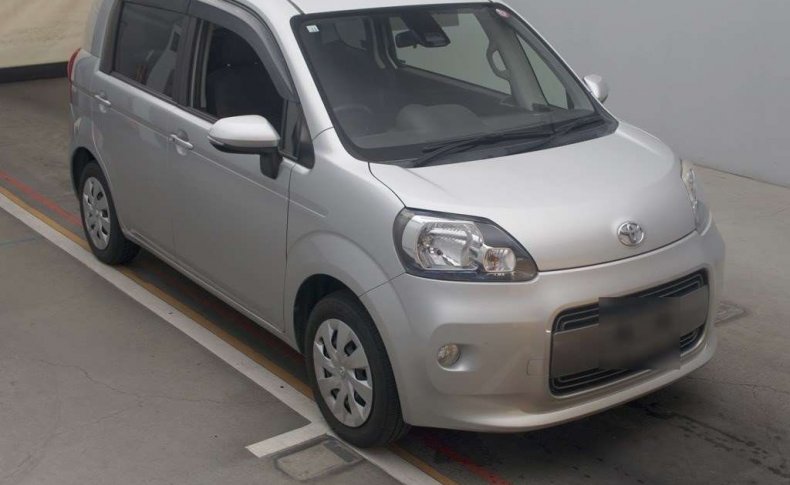 TOYOTA PORTE X 4WD 2016