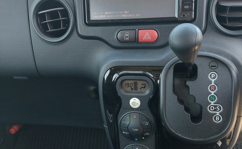TOYOTA PORTE X 4WD 2016