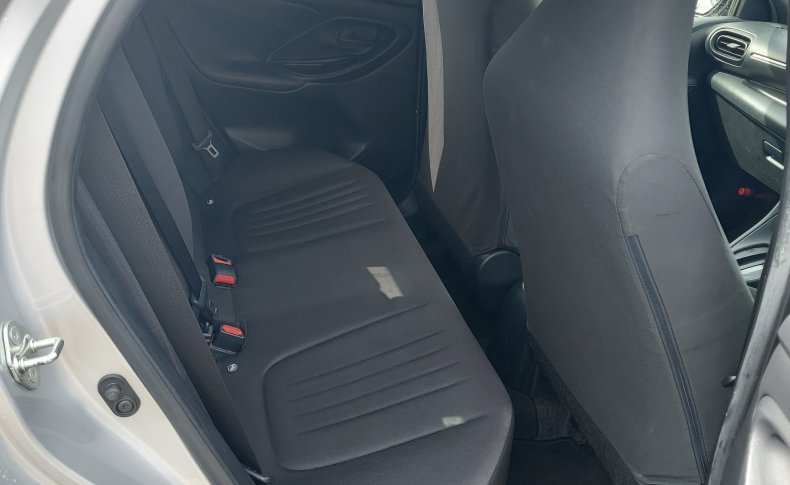 TOYOTA YARIS X 2020