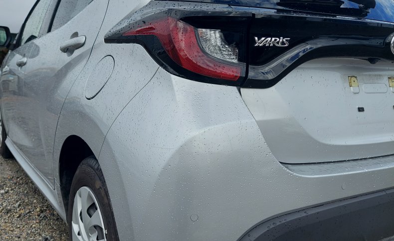 TOYOTA YARIS X 2020