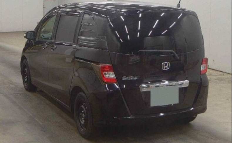 HONDA FREED SPIKE G JUST ION 2012