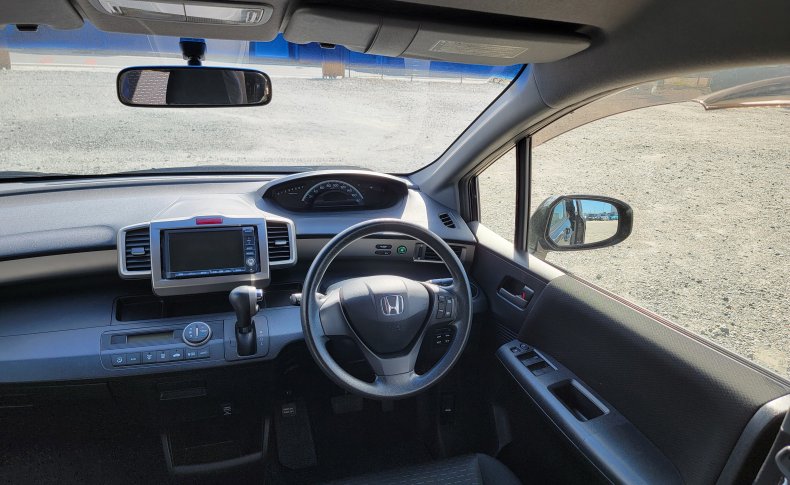 HONDA FREED SPIKE G JUST ION 2012