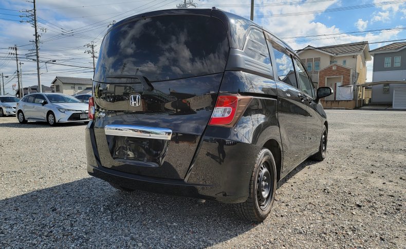 HONDA FREED SPIKE G JUST ION 2012