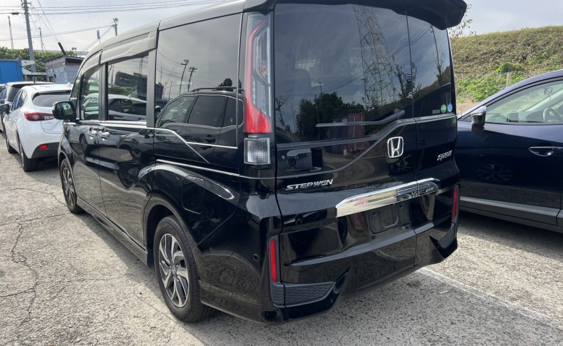 HONDA STEPWGN Spada Honda Sensing ADVANCE 2015