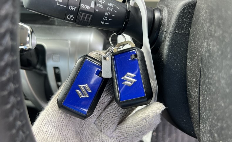 SUZUKI XBEE Hybrid MZ 4WD 2019
