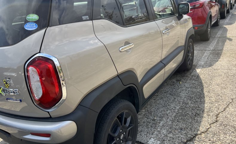SUZUKI XBEE Hybrid MZ 4WD 2019