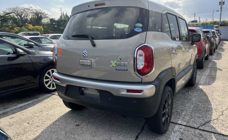 SUZUKI XBEE Hybrid MZ 4WD 2019