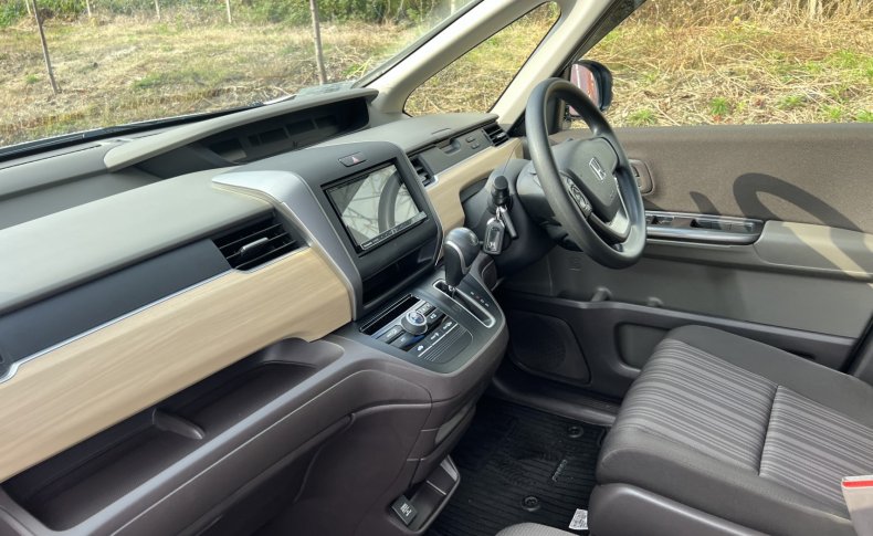 HONDA FREED G 2016