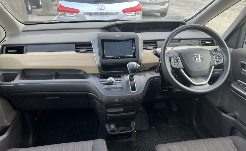 HONDA FREED G Honda Sensing 6seats 2017