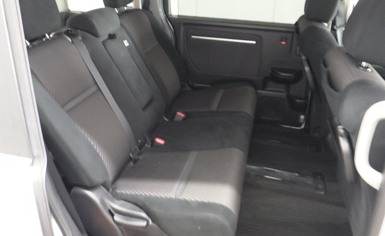 HONDA STEPWGN Spada Advanced Package Alpha 8 seater 2016