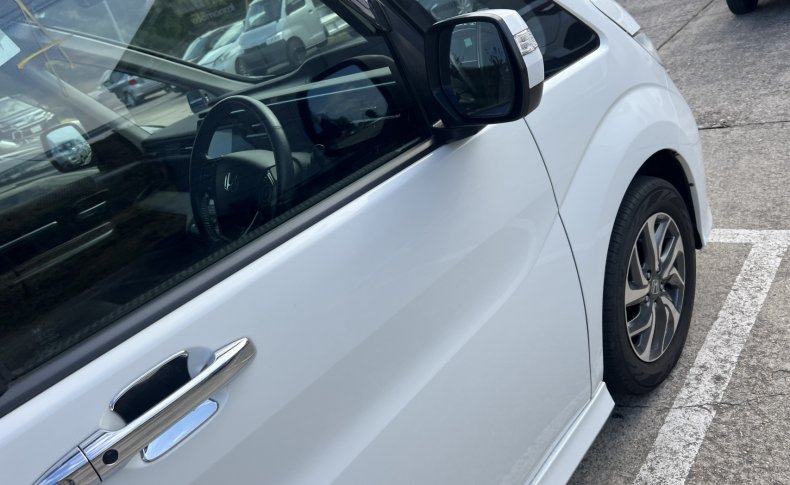 HONDA STEPWGN Spada Advanced Package Alpha 8 seater 2016