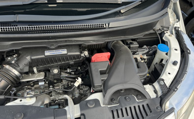HONDA STEPWGN Spada Advanced Package Alpha 8 seater 2016