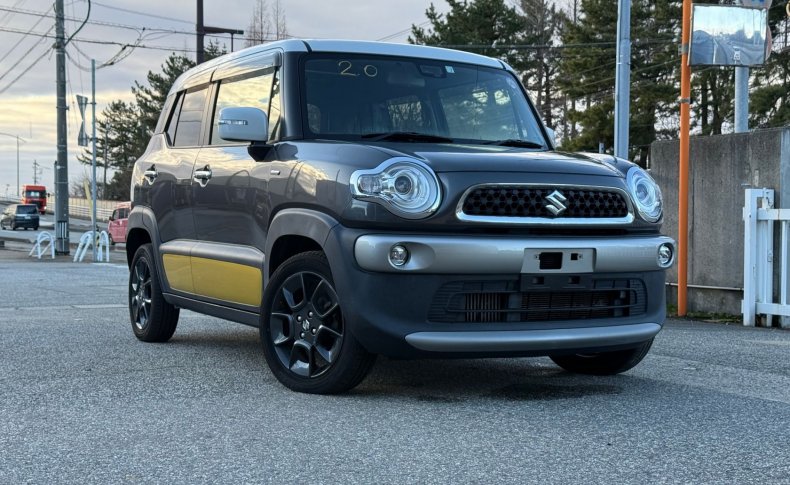 SUZUKI XBEE Hybrid MZ 2018
