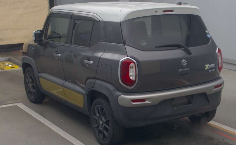 SUZUKI XBEE Hybrid MZ 2018