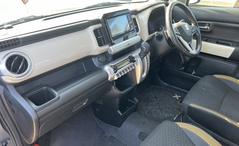 SUZUKI XBEE Hybrid MZ 2018