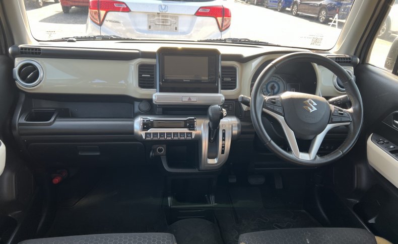 SUZUKI XBEE Hybrid MZ 2018