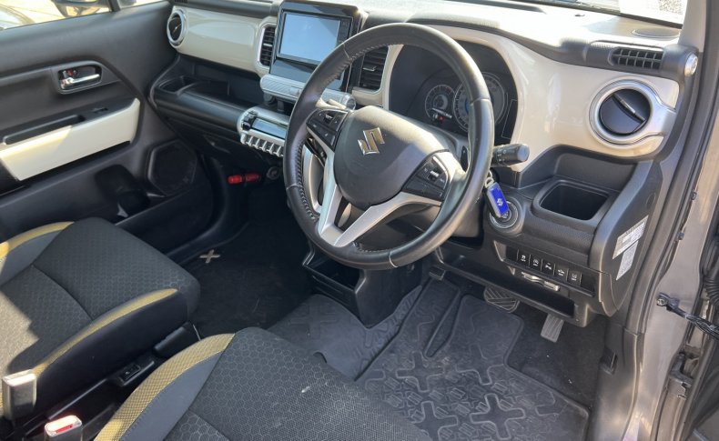 SUZUKI XBEE Hybrid MZ 2018
