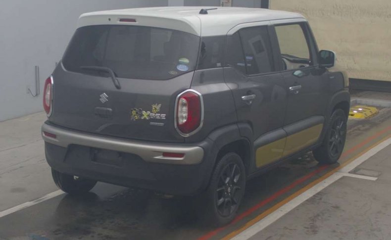 SUZUKI XBEE Hybrid MZ 2018