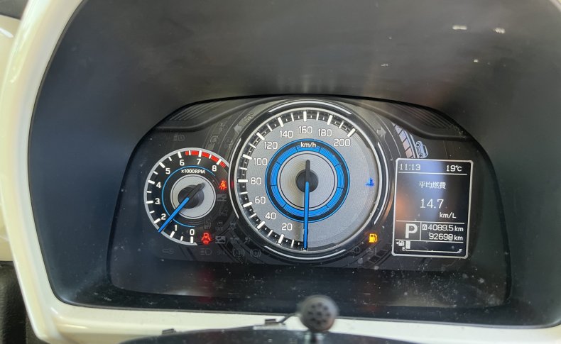 SUZUKI XBEE Hybrid MZ 2018