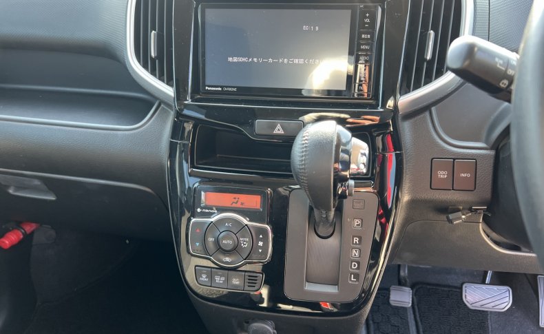 SUZUKI SOLIO Hybrid MV 4WD 2015