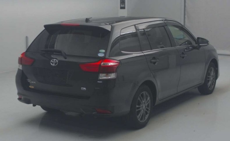 TOYOTA COROLLA FIELDER G 2015