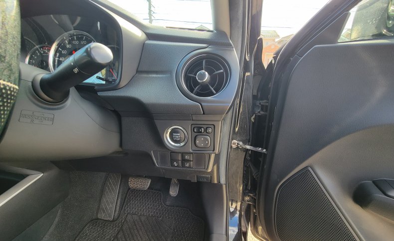 TOYOTA COROLLA FIELDER G 2015