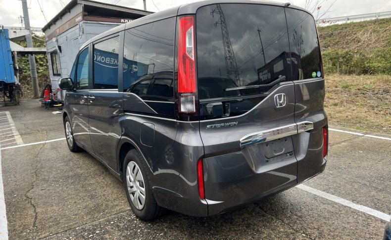 HONDA STEPWGN G 2015