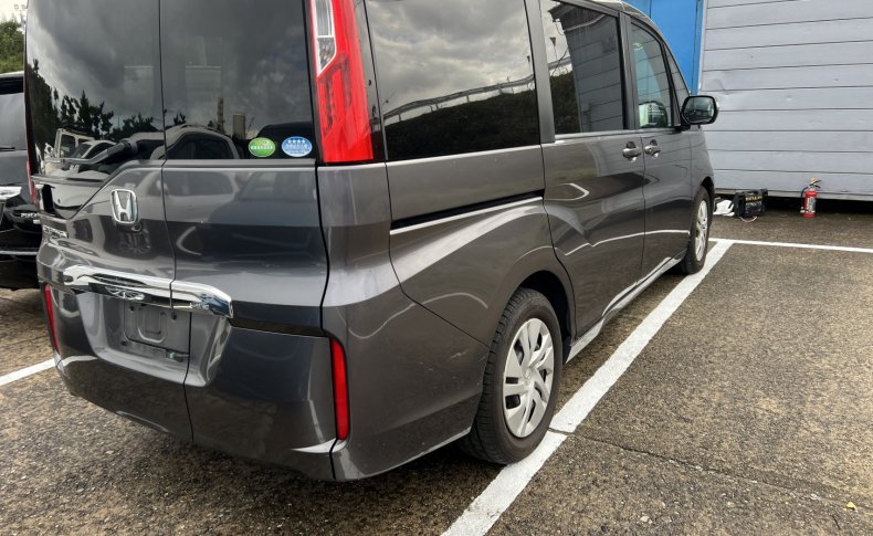 HONDA STEPWGN G 2015
