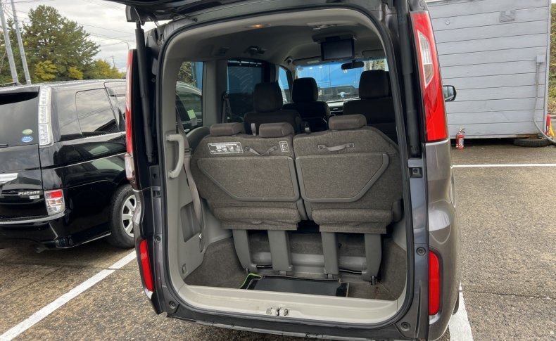 HONDA STEPWGN G 2015