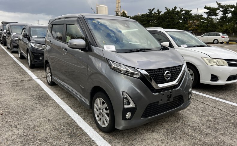 NISSAN DAYZ HIGHWAY STAR X 4WD 2020/6