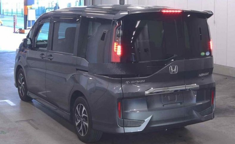 HONDA STEPWGN SPADA 2017