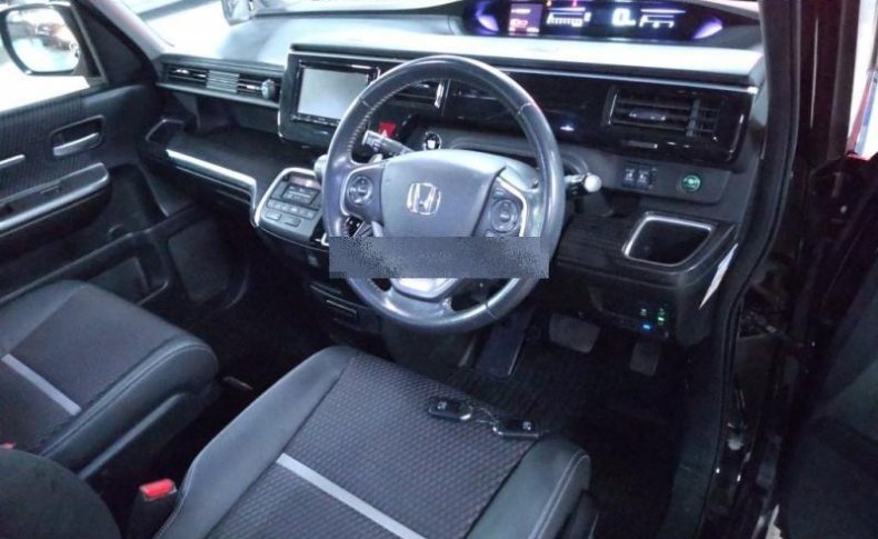 HONDA STEPWGN SPADA COOL SPIRIT 2015
