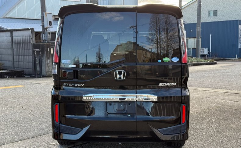 HONDA STEPWGN SPADA 2015