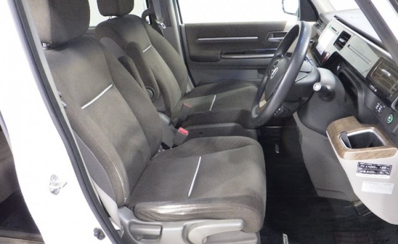 HONDA STEPWGN G-EX 2015