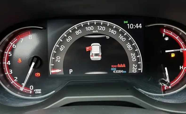TOYOTA RAV4 Premium Edition 2021