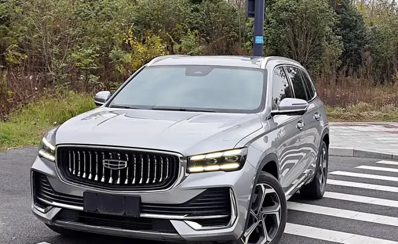 GEELY MONJARO  2021