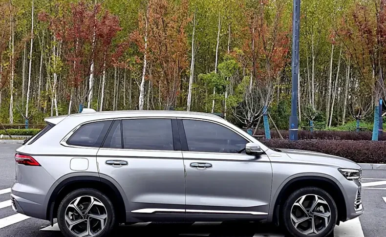 GEELY MONJARO  2021
