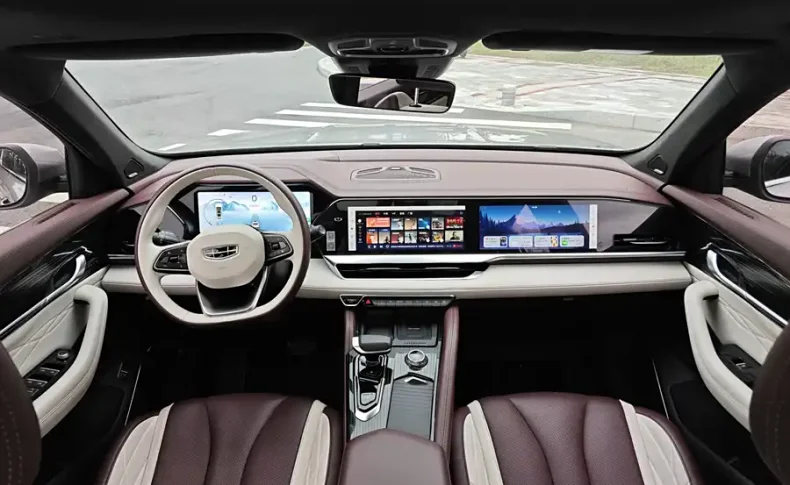GEELY MONJARO  2021
