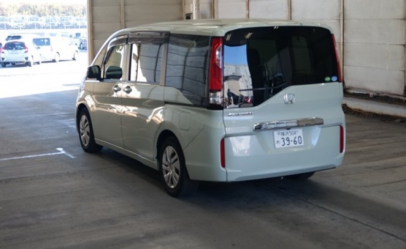 HONDA STEPWGN B 2015