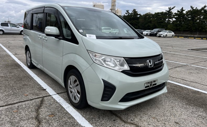 HONDA STEPWGN B 2015