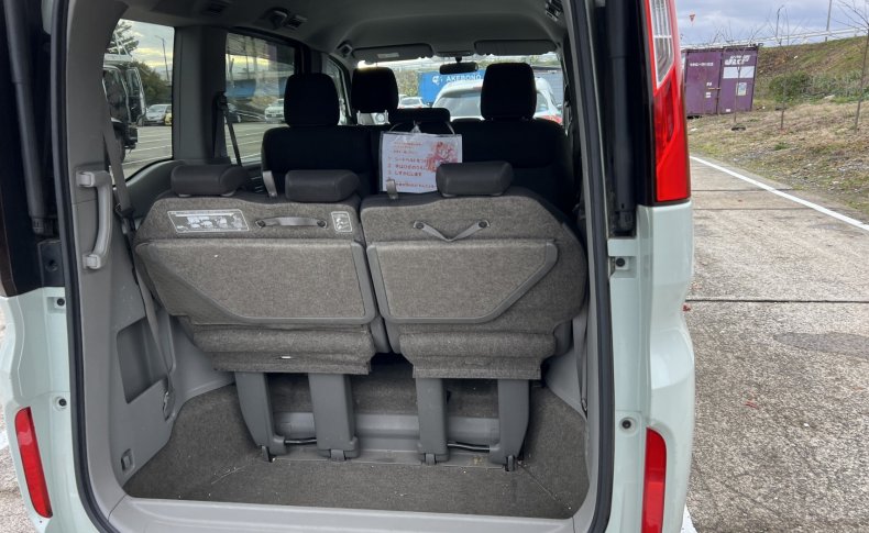 HONDA STEPWGN B 2015