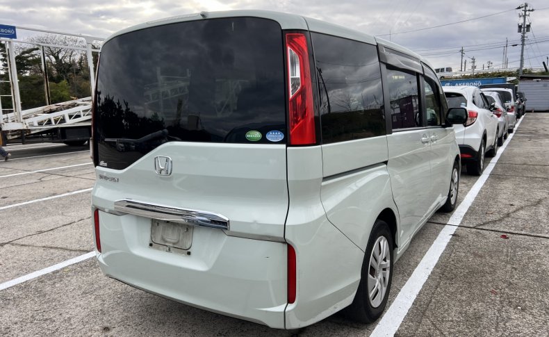 HONDA STEPWGN B 2015