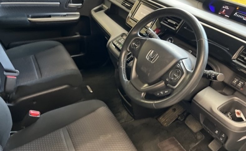 HONDA STEPWGN SPADA 2016